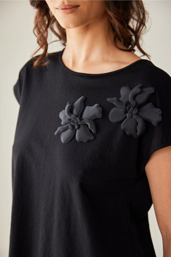 Carraig Donn Black 3D Flower Short Sleeve Top