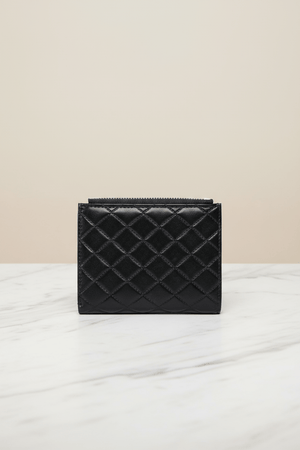 Carraig Donn Black Flap Over Purse