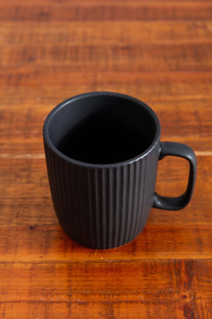 Carraig Donn Black Mug