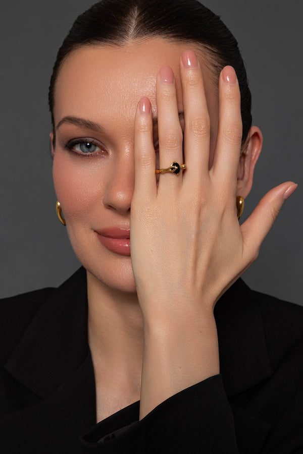 Black Stone Gold Ring Size Ladies Rings Carraig Donn