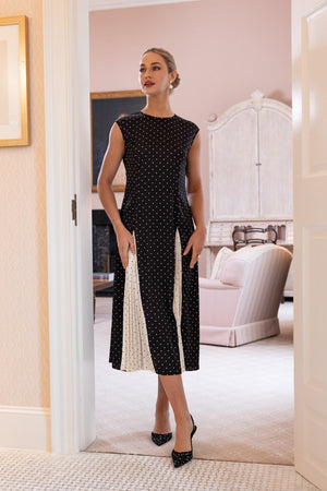 Carraig Donn Black & White Contrast Polka Dot Midi Dress
