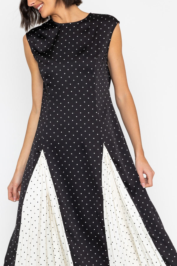 Carraig Donn Black & White Contrast Polka Dot Midi Dress