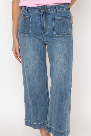 Carraig Donn Blue Denim Jeans with Front Pockets