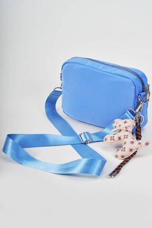 Carraig Donn Blue Dog Charm Camera Bag