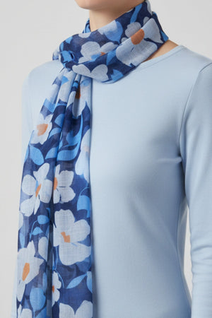 Carraig Donn Blue Floral Border Scarf