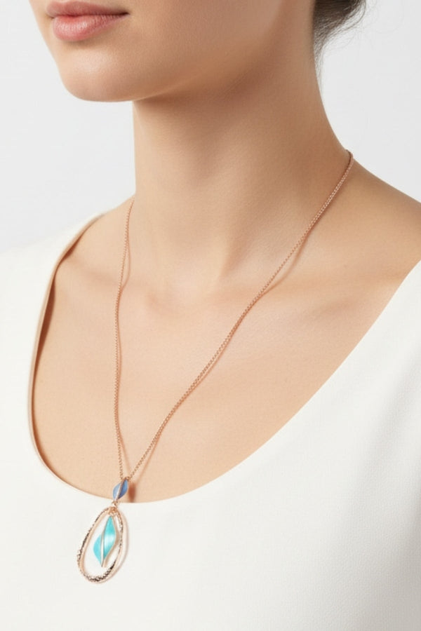 Carraig Donn Blue Twist Gold Pendant Necklace