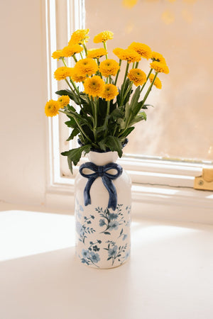 Carraig Donn Blue & White Bow Ceramic Vase