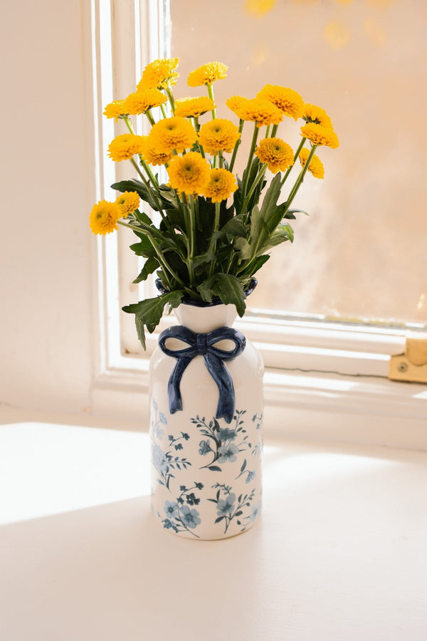 Carraig Donn Blue & White Bow Ceramic Vase