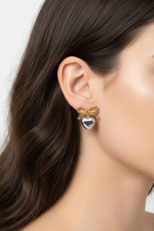 Carraig Donn Bow Heart Earring