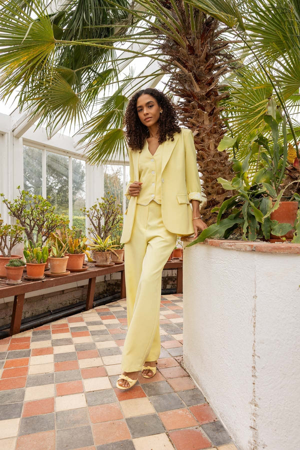Carraig Donn Boyfriend Blazer in Yellow