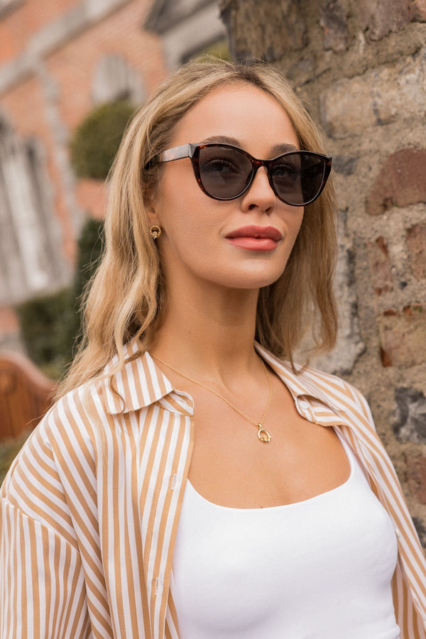 Carraig Donn Brown Tortoiseshell Cateye Sunglasses