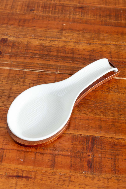 Cable Knit Spoon Rest With Acacia Wood Base