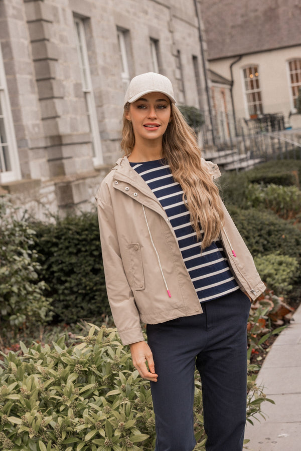 Carraig Donn Camel Cropped Hooded Parka