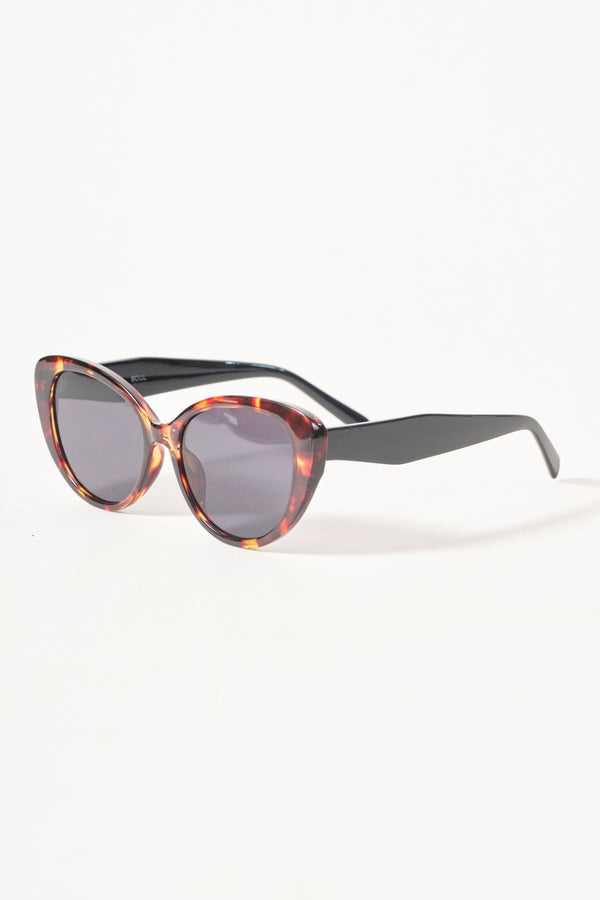 Carraig Donn Cat Eye Tortoiseshell Sunglasses
