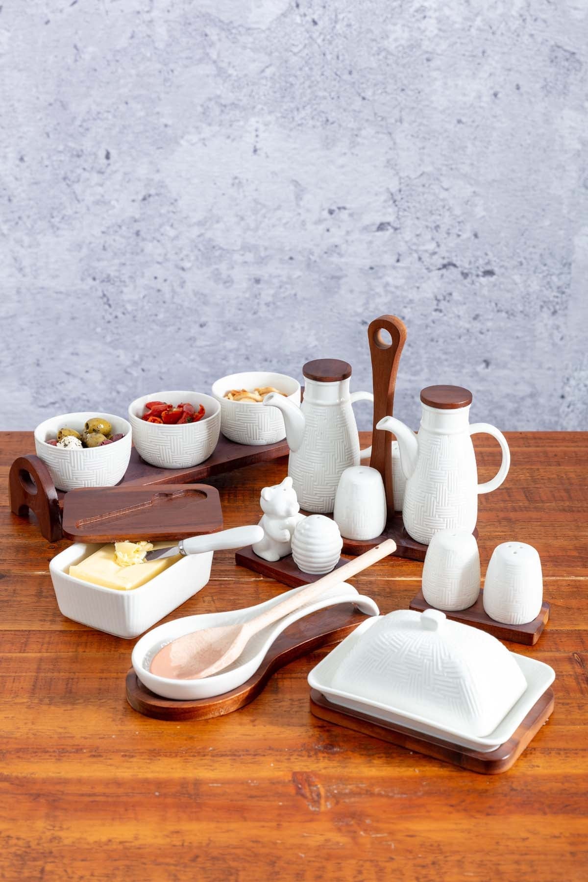 Ceramic Bear Salt & Pepper Shaker Set | Tableware – Carraig Donn