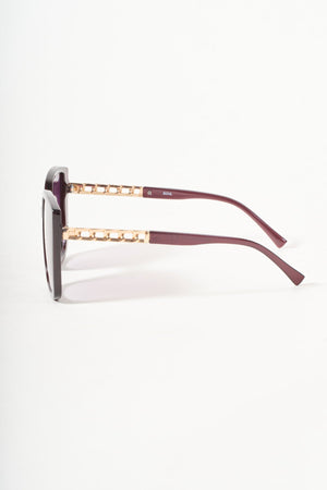 Carraig Donn Chain Link Burgundy Square Sunglasses