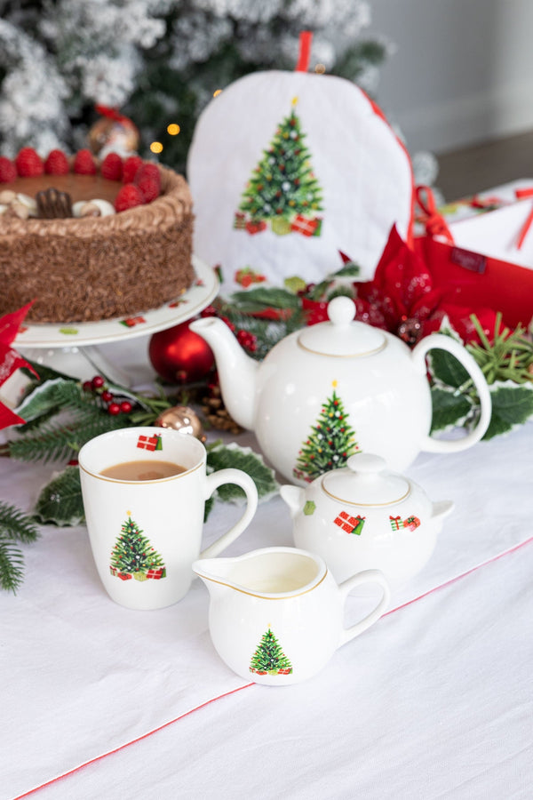 Carraig Donn Christmas Tree Tea Pot