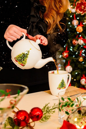 Carraig Donn Christmas Tree Tea Pot