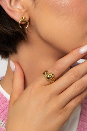 Carraig Donn Chunky Gold Claddagh Ring - Size 7