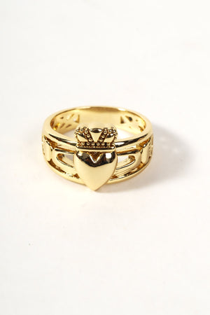 Carraig Donn Chunky Gold Claddagh Ring - Size 7