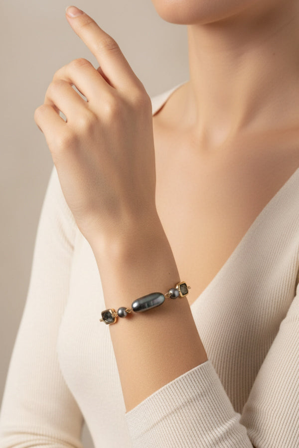 Carraig Donn Chunky Grey Beaded Bracelet