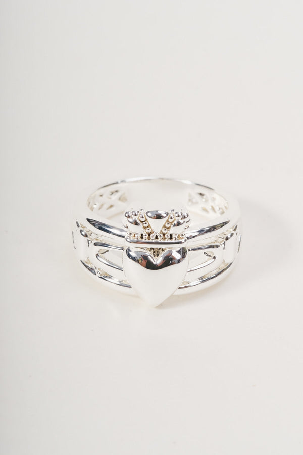 Carraig Donn Chunky Silver Claddagh Ring - Size 7