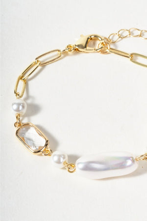 Carraig Donn Chunky White Beaded Bracelet