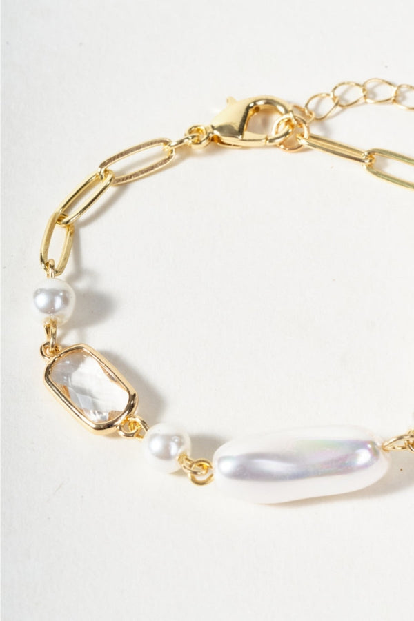 Carraig Donn Chunky White Beaded Bracelet