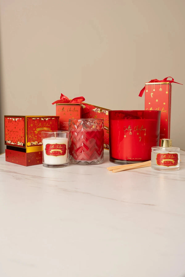 Carraig Donn Cinnamon & Winter Berry Double Wick Candle