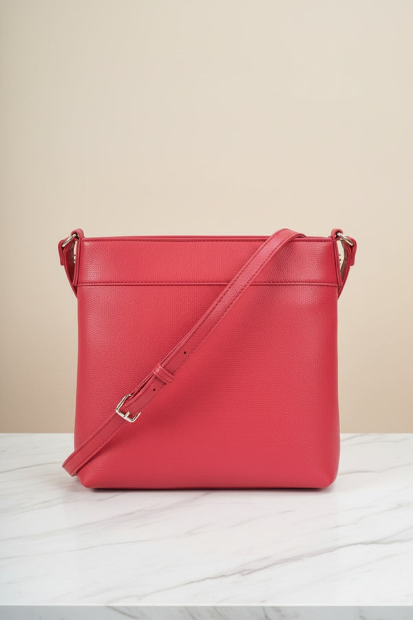 Carraig Donn Classic Crossbody Bag With Front Zip in Red
