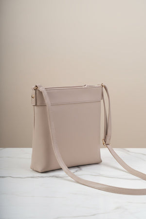 Carraig Donn Classic Crossbody Bag With Front Zip in Taupe