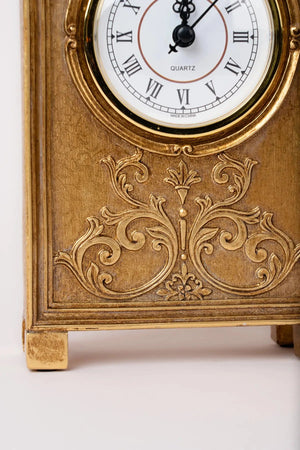 Carraig Donn Classical Clock Gold
