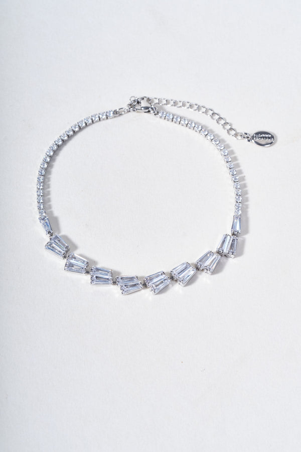 Carraig Donn Clear Stone Silver Bracelet