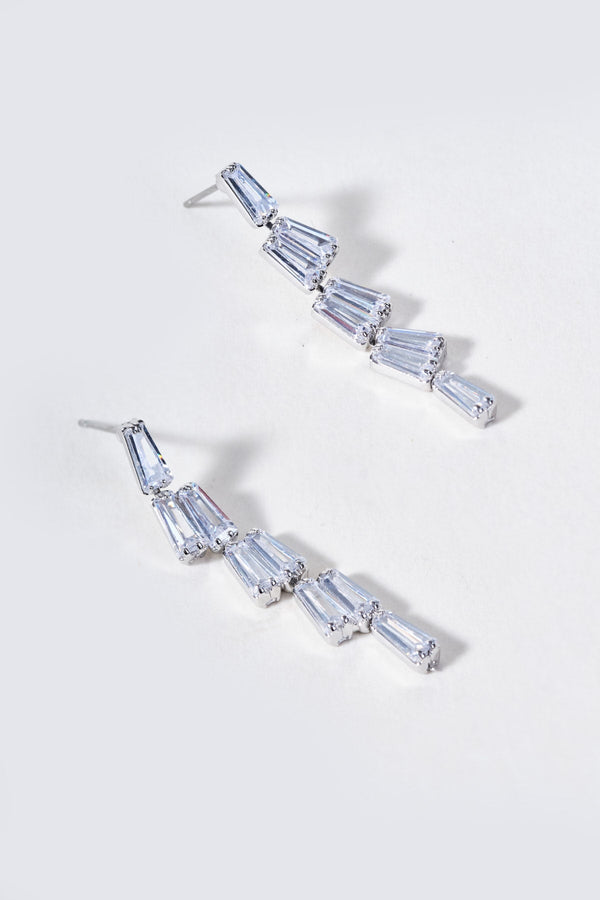 Carraig Donn Clear Stone Silver Drop Earrings