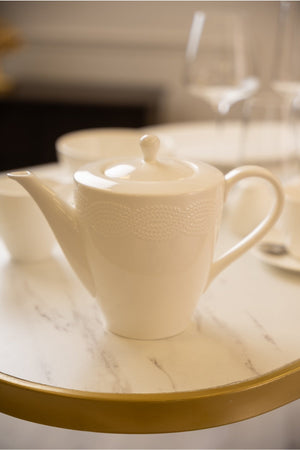 Carraig Donn Cleary White Teapot