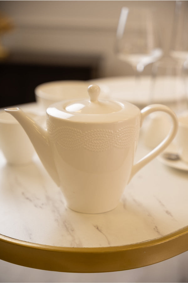 Carraig Donn Cleary White Teapot