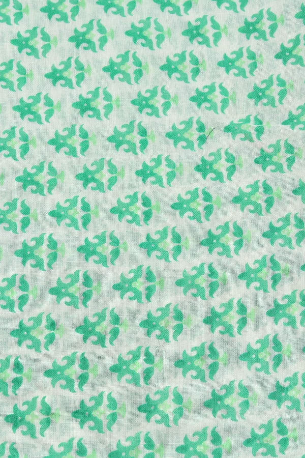 Carraig Donn Contrast Green Print Scarf