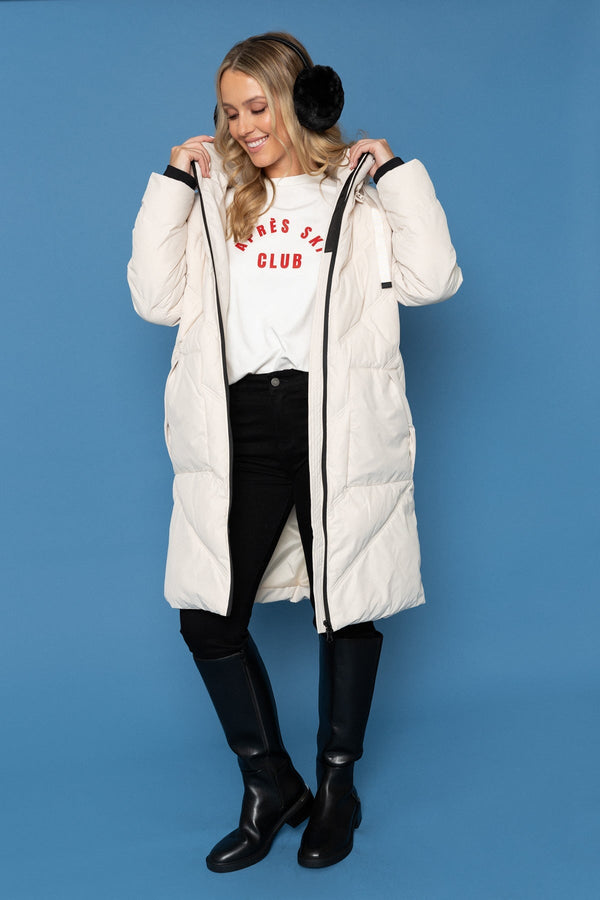 Carraig Donn Cream Apres Ski Club T-Shirt