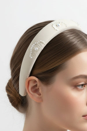 Carraig Donn Cream Flower Pearl Hairband