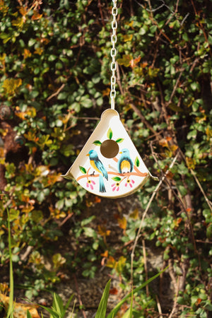 Carraig Donn Cream Metal Bird House