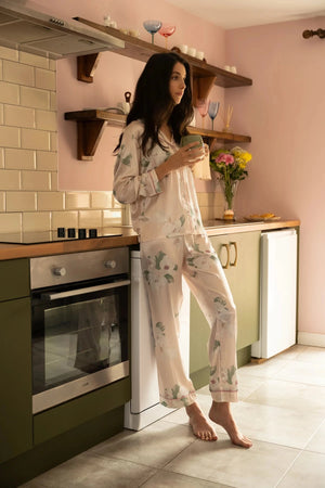 Carraig Donn Cream Print Satin PJ Set In A Gift Box