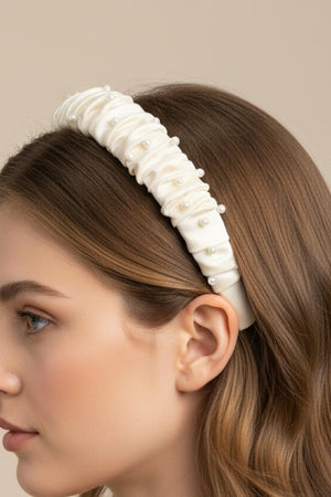 Carraig Donn Cream Ruched Pearl Hairband