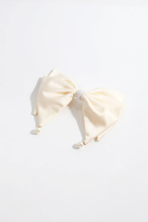 Carraig Donn Cream Satin Pearl Bow Hair Clip