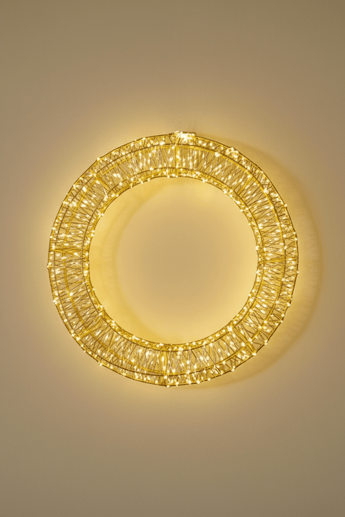 Decadent 45cm Christmas Wreath With 960 LED Lights