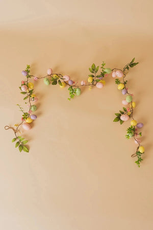 Carraig Donn Easter Garland