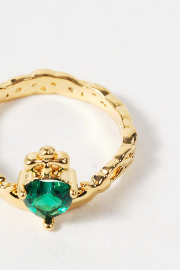 Carraig Donn Emerald Stone Claddagh Ring - Size 8