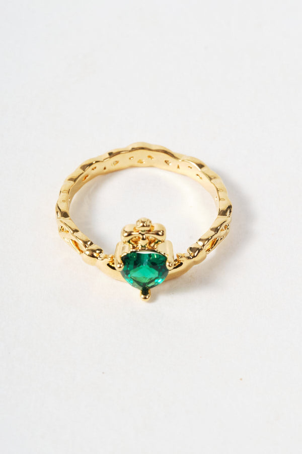 Carraig Donn Emerald Stone Claddagh Ring - Size 8