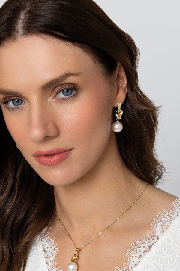 Carraig Donn Faux Pearl Twist Earrings
