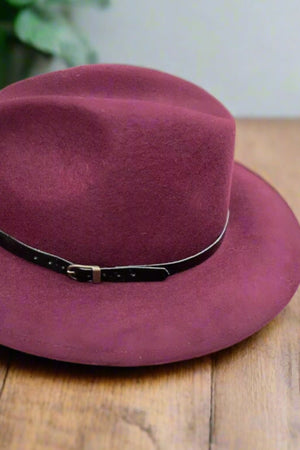 Carraig Donn Fedora Hat in Bordeaux