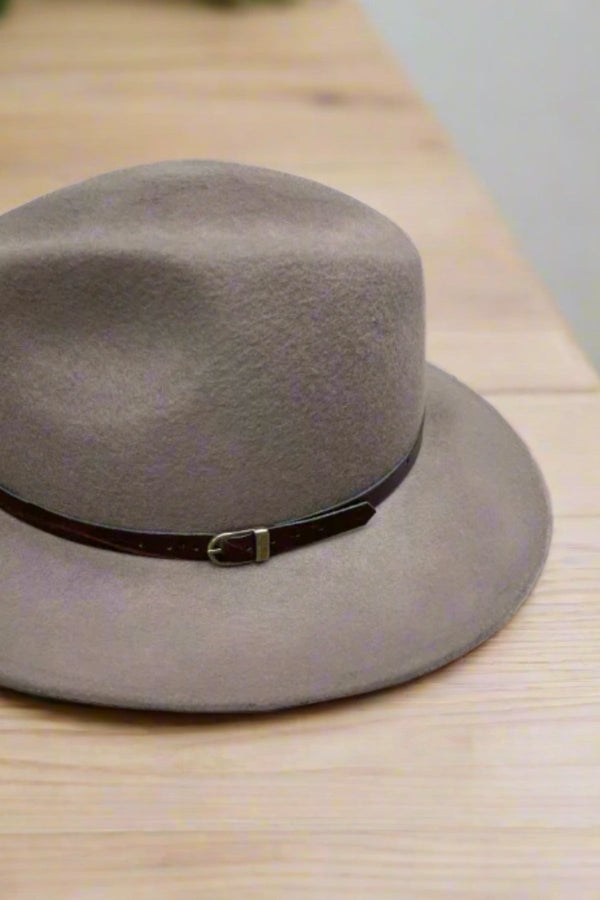 Carraig Donn Fedora Hat in Taupe
